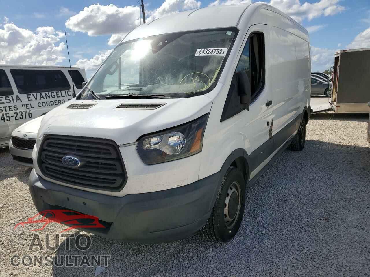 FORD TRANSIT 2017 - 1FTYR2CM0HKA04813