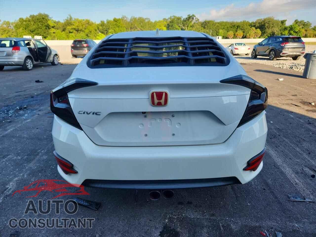 HONDA CIVIC 2017 - 2HGFC2F70HH567027