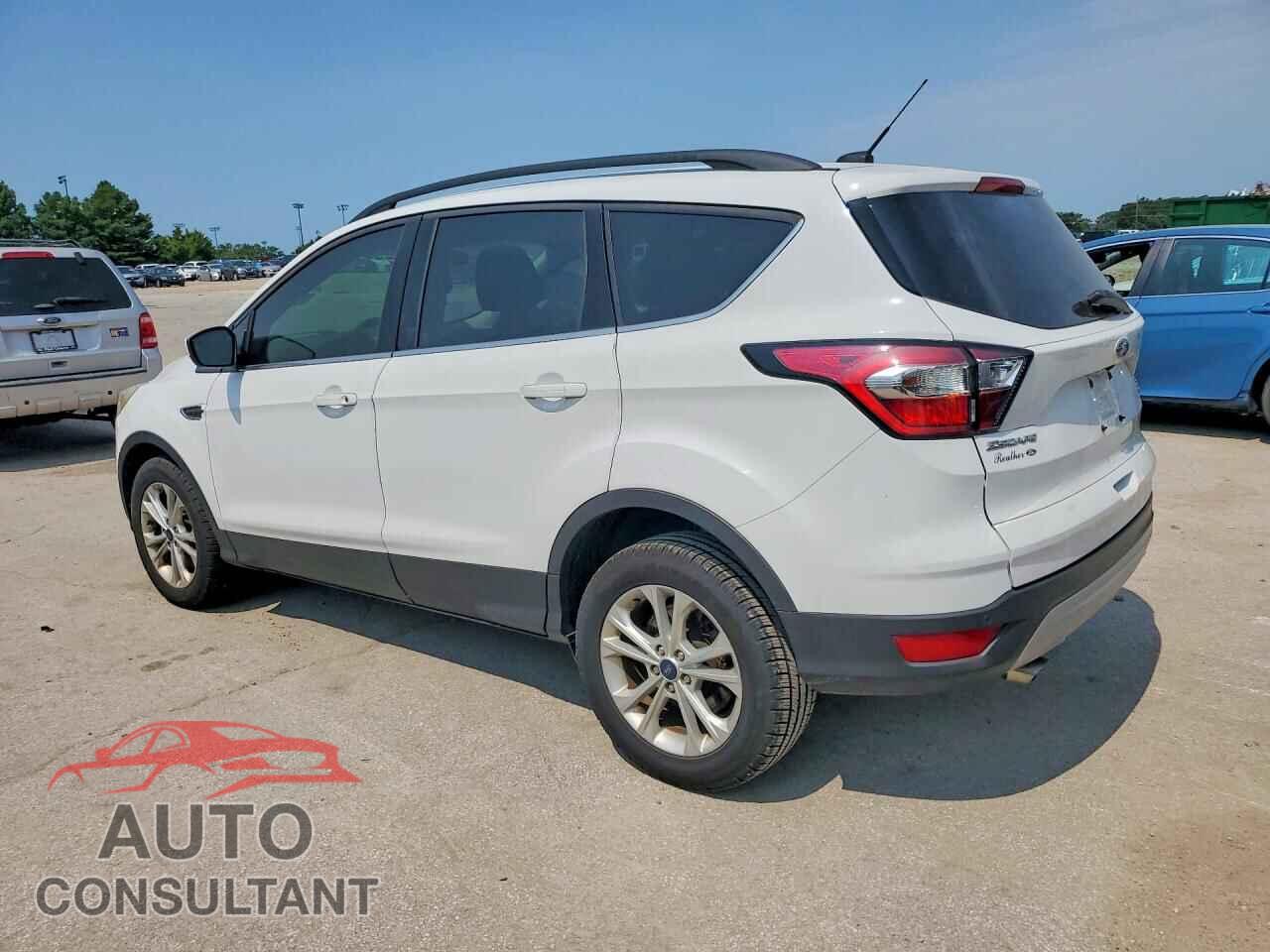 FORD ESCAPE 2017 - 1FMCU0G97HUE52971