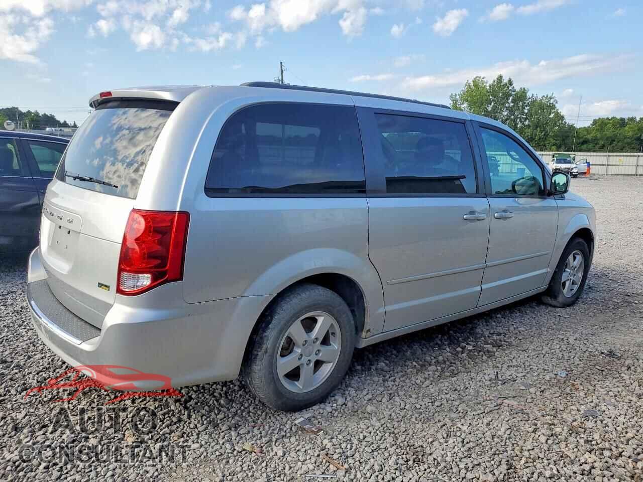 DODGE CARAVAN 2011 - 2D4RN3DG6BR728645