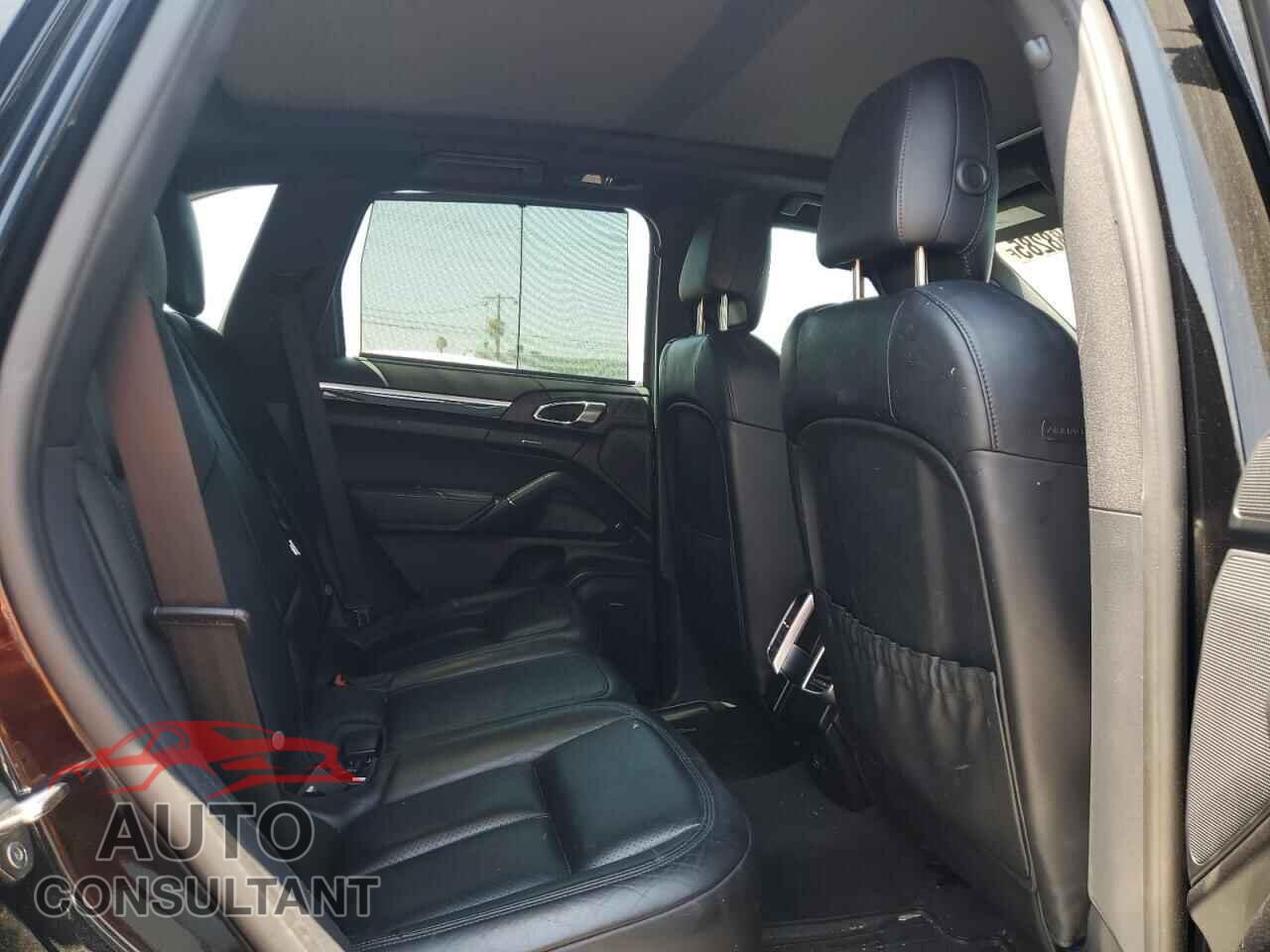 PORSCHE CAYENNE 2016 - WP1AE2A24GLA64339