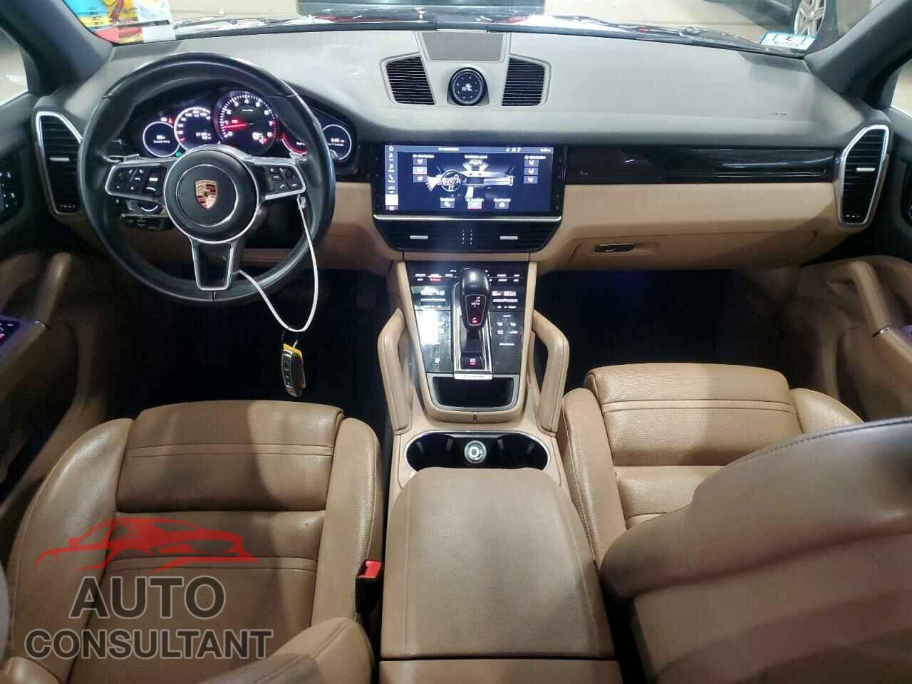 PORSCHE CAYENNE 2019 - WP1AA2AY3KDA18004