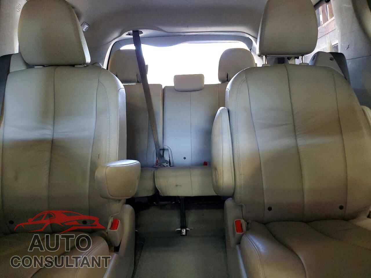 TOYOTA SIENNA 2012 - 5TDDK3DC8CS032925