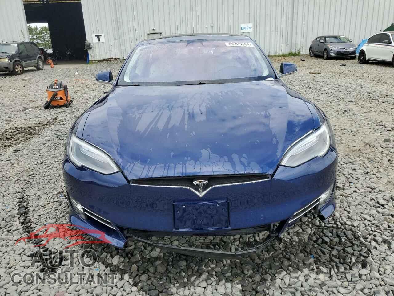 TESLA MODEL S 2017 - 5YJSA1E23HF215780