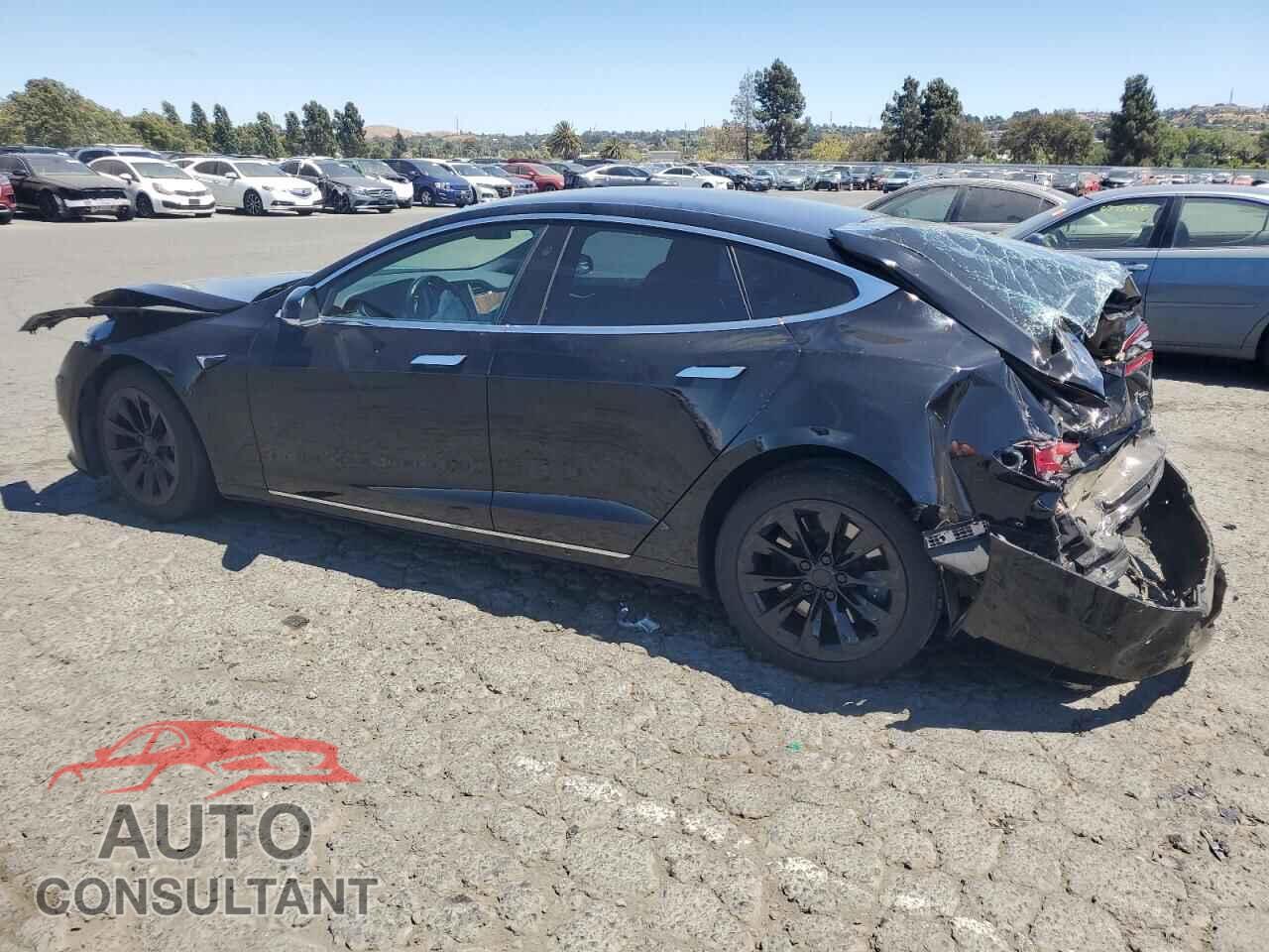 TESLA MODEL S 2018 - 5YJSA1E21JF295148