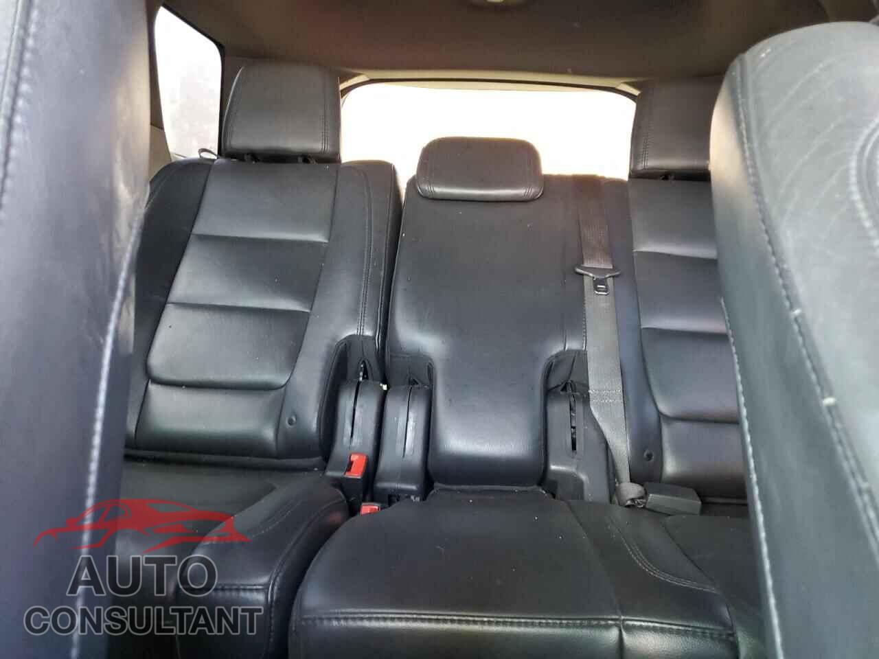 FORD EXPLORER 2015 - 1FM5K7D84FGA27786