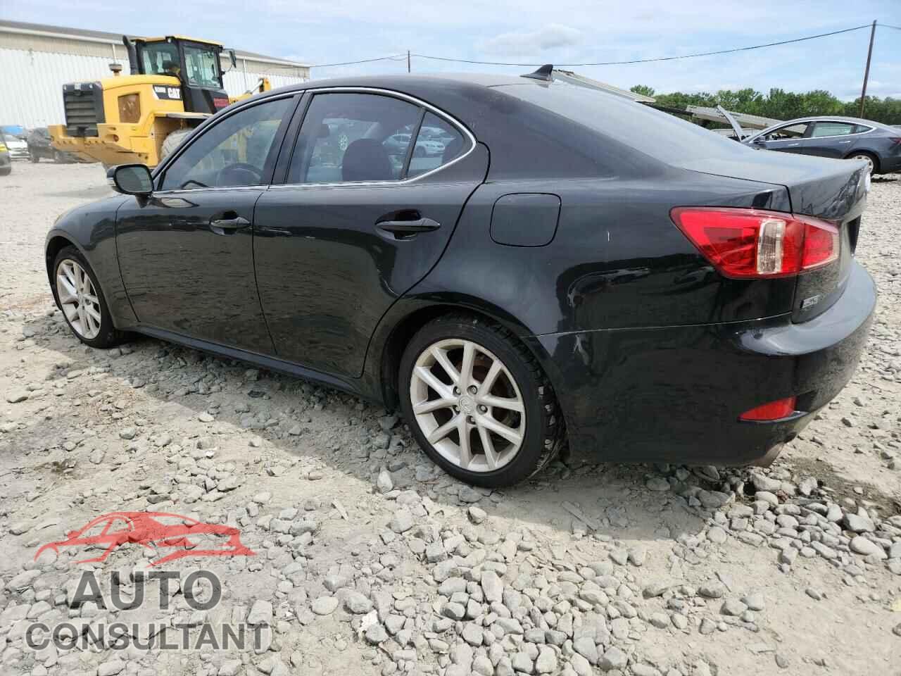 LEXUS IS 2011 - JTHCF5C24B5046098