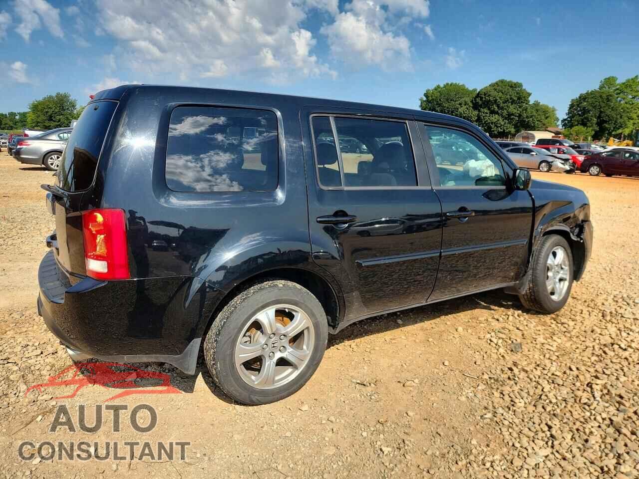 HONDA PILOT 2013 - 5FNYF3H51DB042476