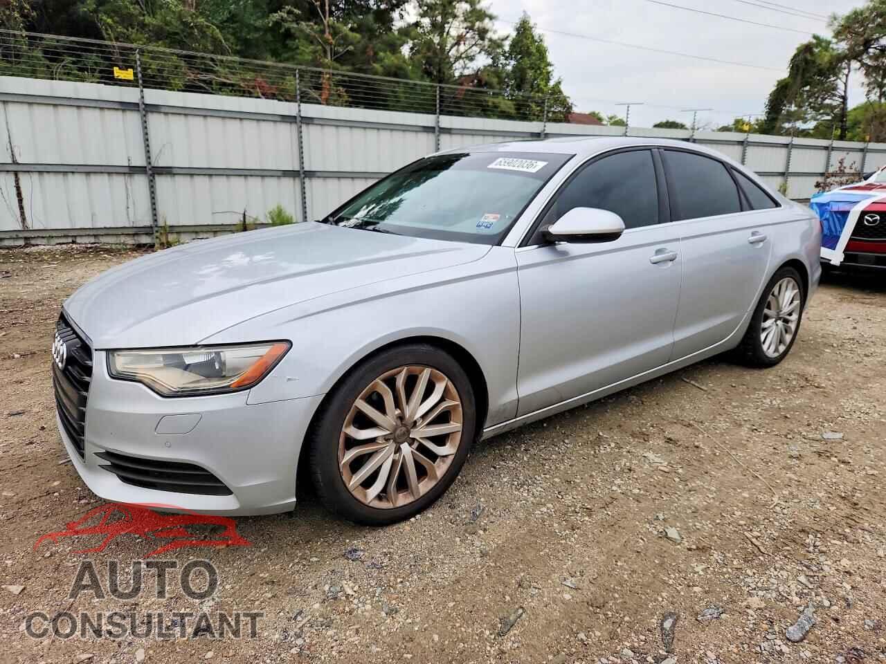 AUDI A6 2013 - WAUDFAFC9DN030319