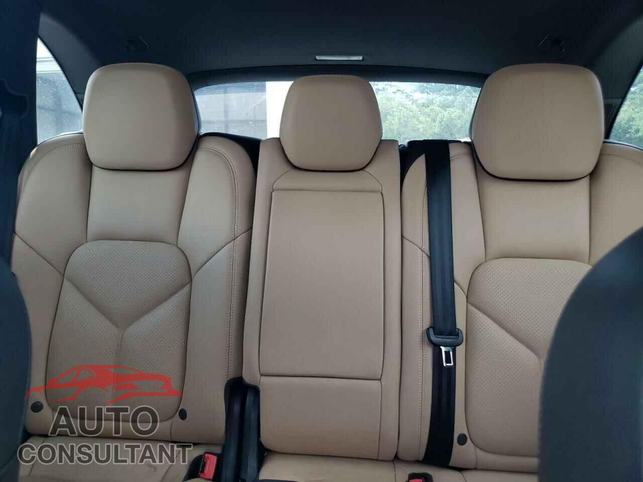 PORSCHE CAYENNE 2016 - WP1AE2A29GLA64269
