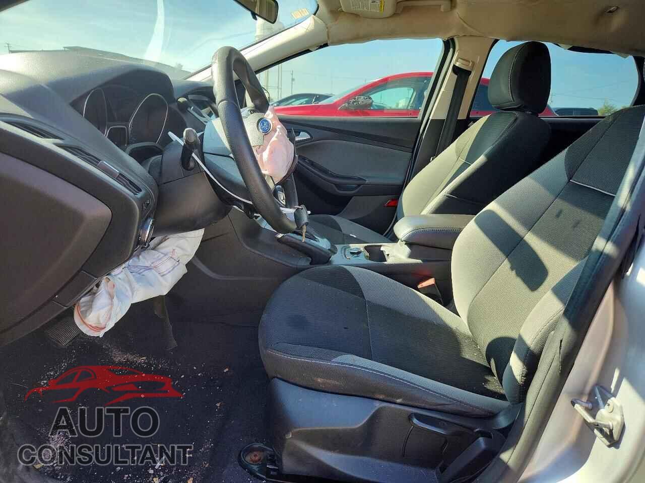 FORD FOCUS 2014 - 1FADP3F25EL360979