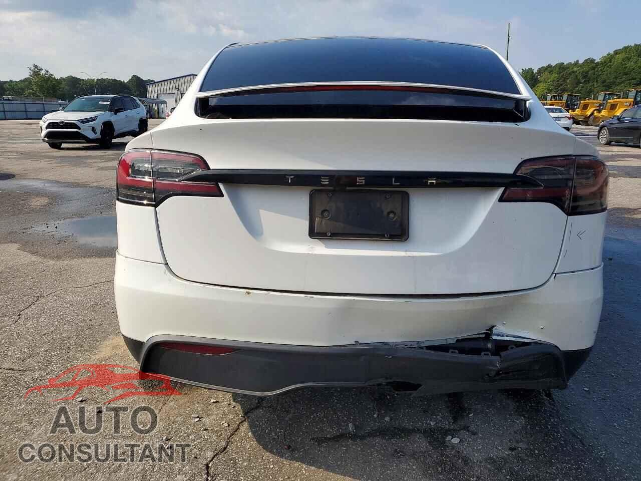 TESLA MODEL X 2023 - 7SAXCBE59PF387426