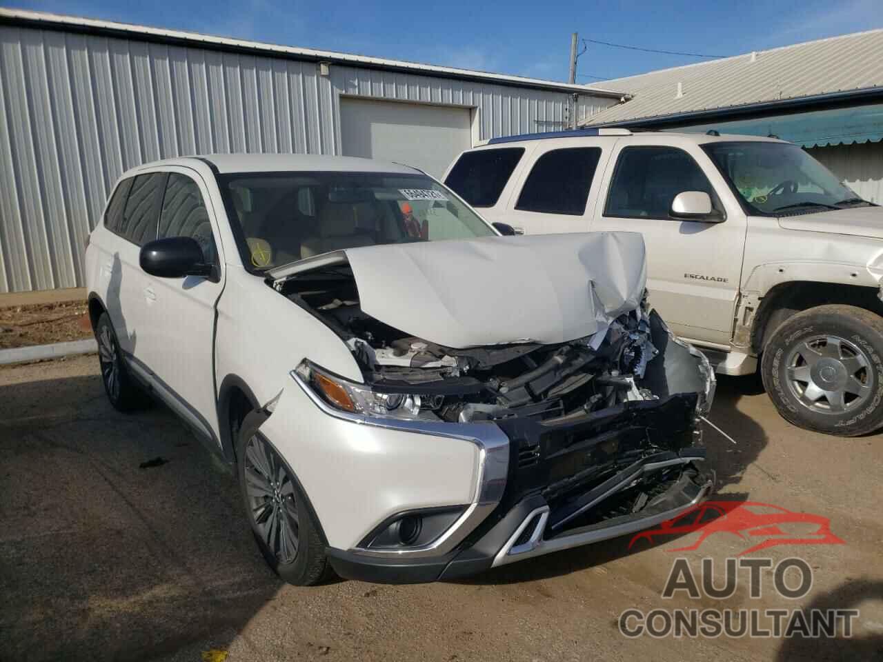 MITSUBISHI OUTLANDER 2019 - JA4AD2A30KZ032825