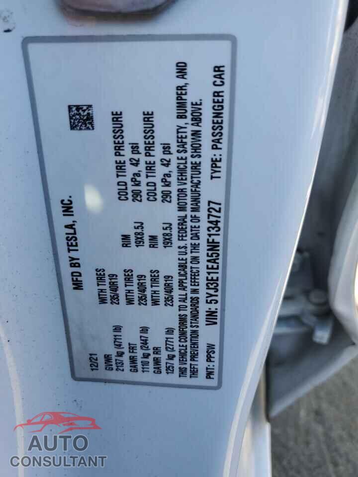 TESLA MODEL 3 2022 - 5YJ3E1EA5NF134727