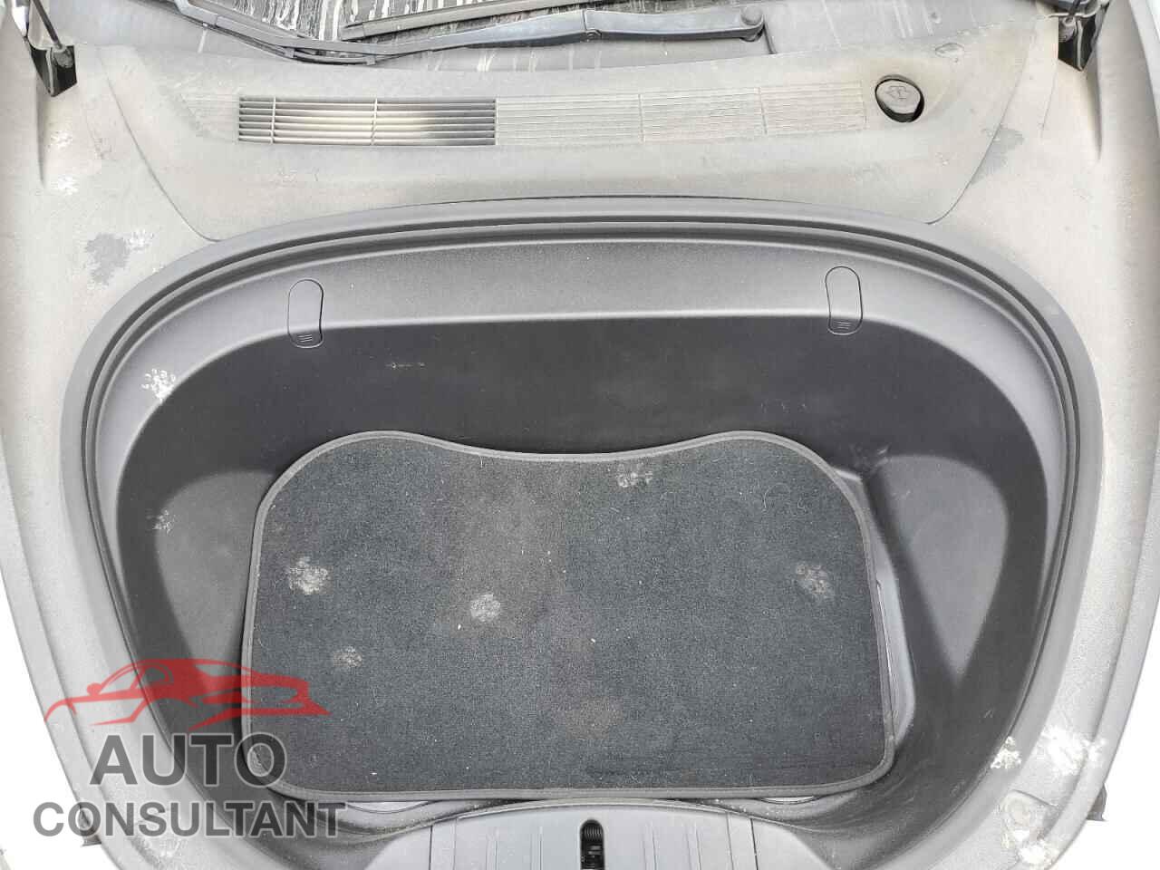TESLA MODEL 3 2018 - 5YJ3E1EA5JF010645