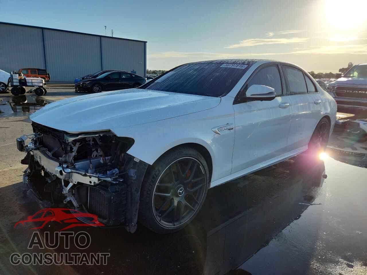 MERCEDES-BENZ E-CLASS 2019 - WDDZF8KB2KA525955