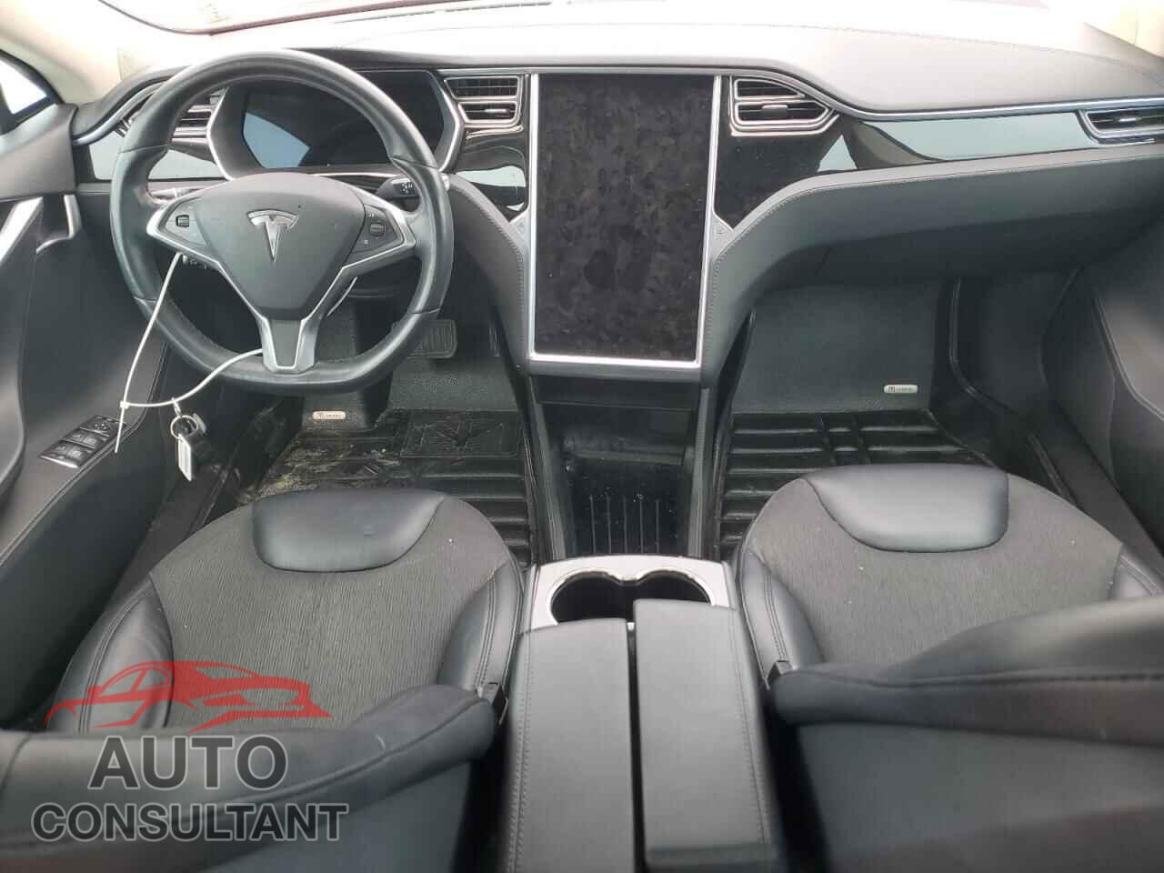 TESLA MODEL S 2015 - 5YJSA1H10FF080175