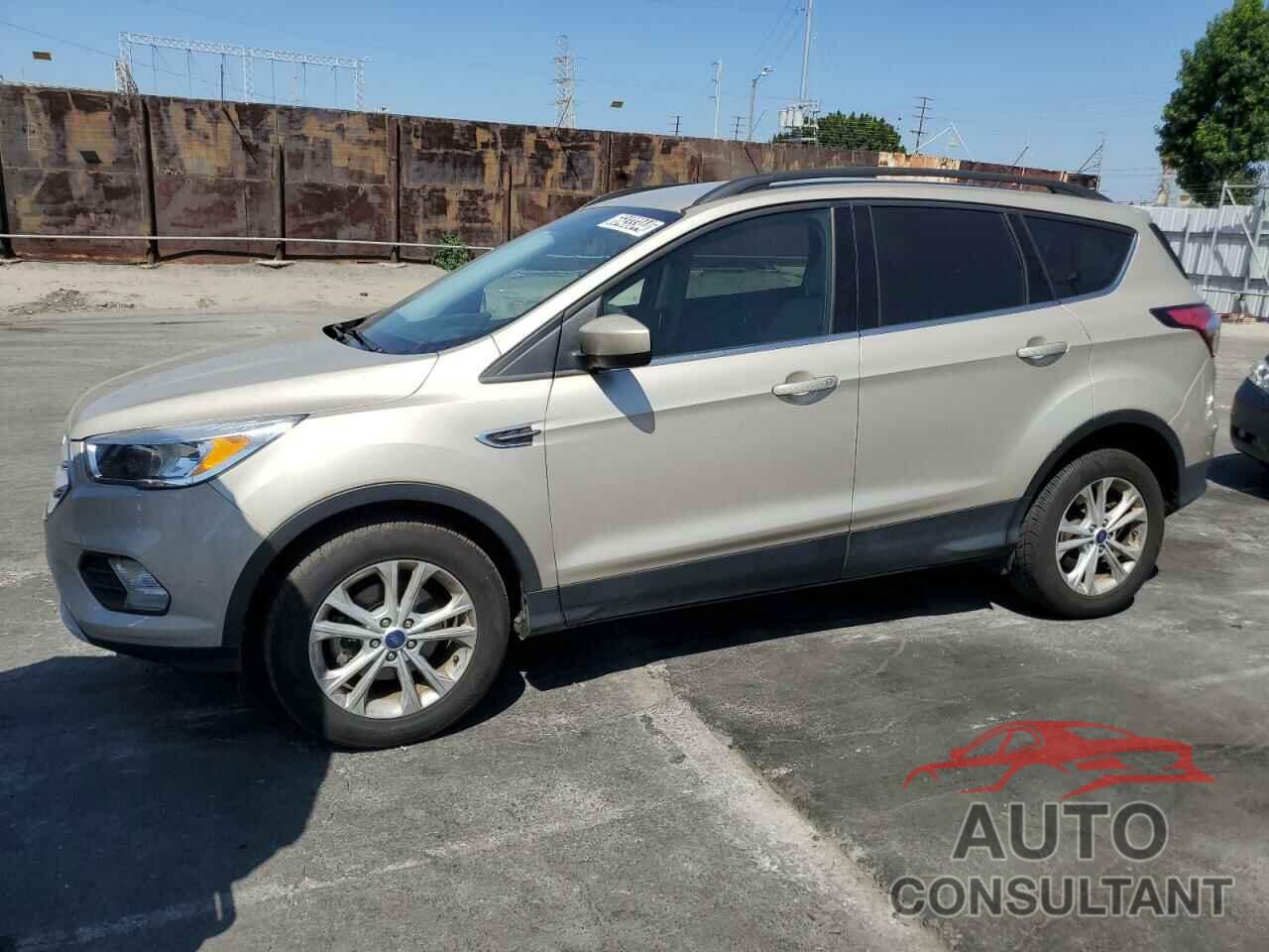 FORD ESCAPE 2018 - 1FMCU0GD9JUC90836