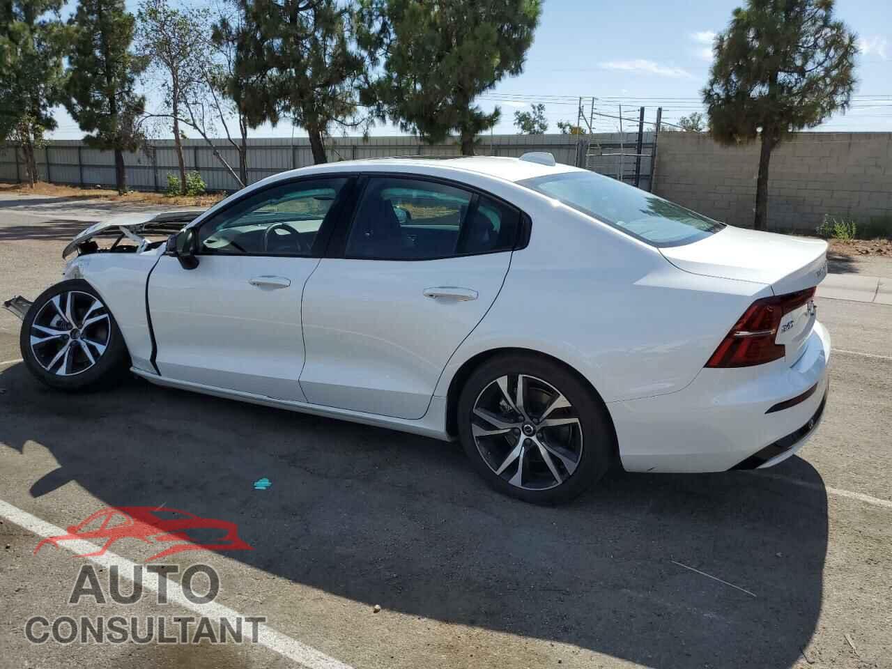 VOLVO S60 CORE 2024 - 7JRL12FK1RG313224