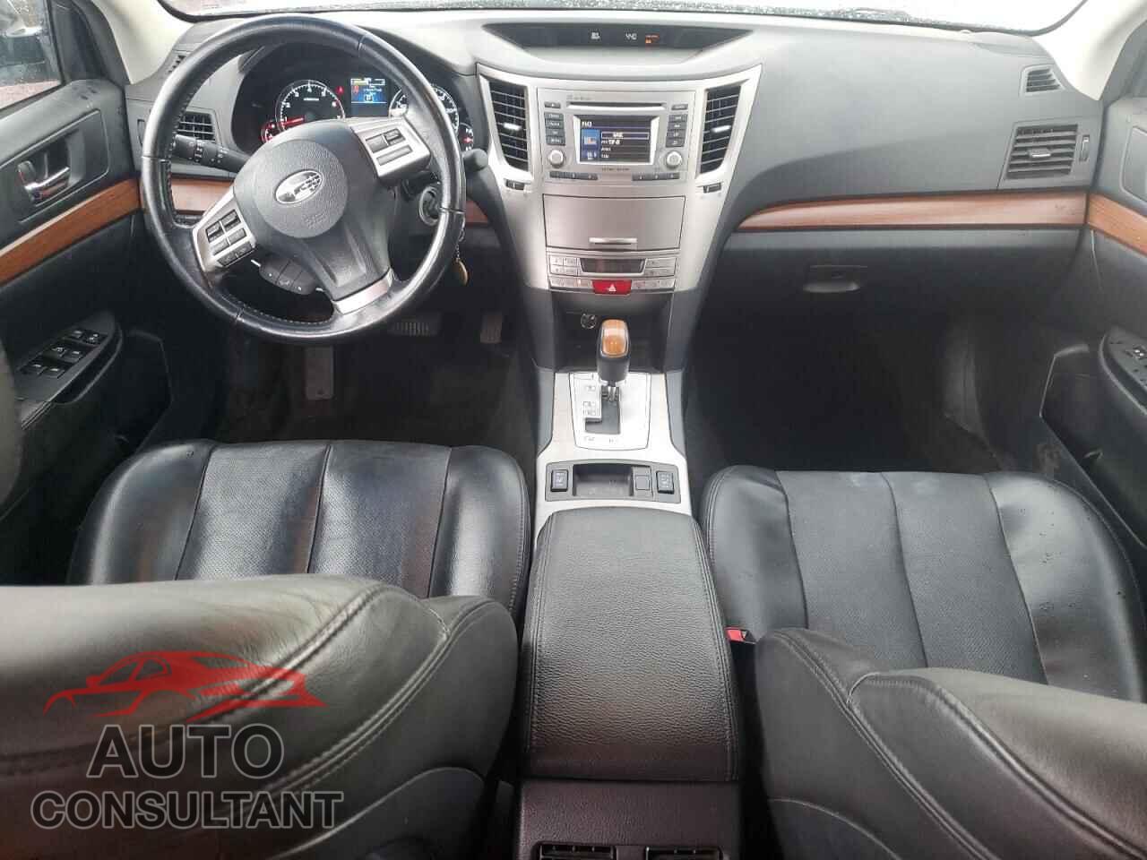 SUBARU OUTBACK 2014 - 4S4BRCLC9E3215982