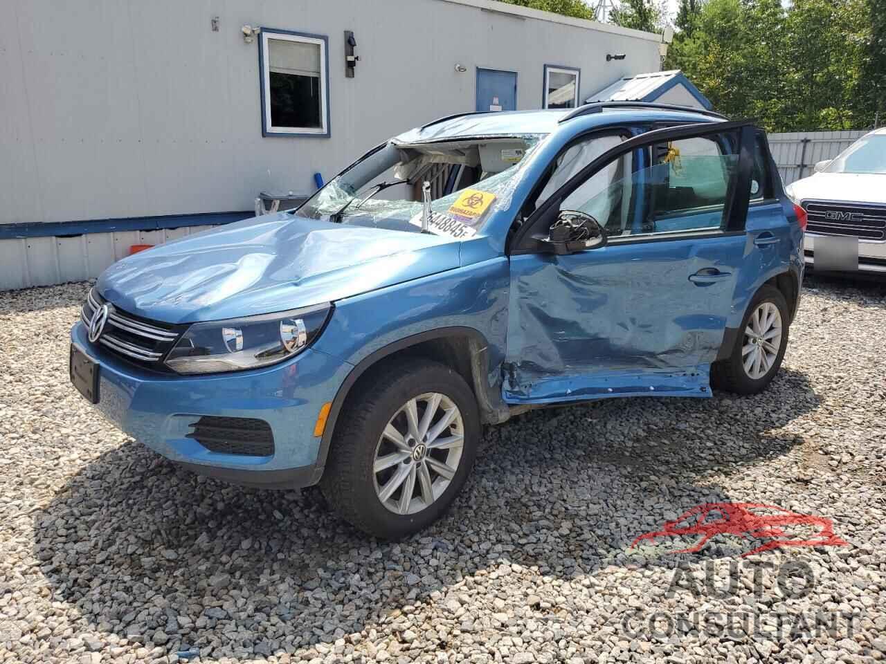 VOLKSWAGEN TIGUAN 2017 - WVGBV7AX4HK043251