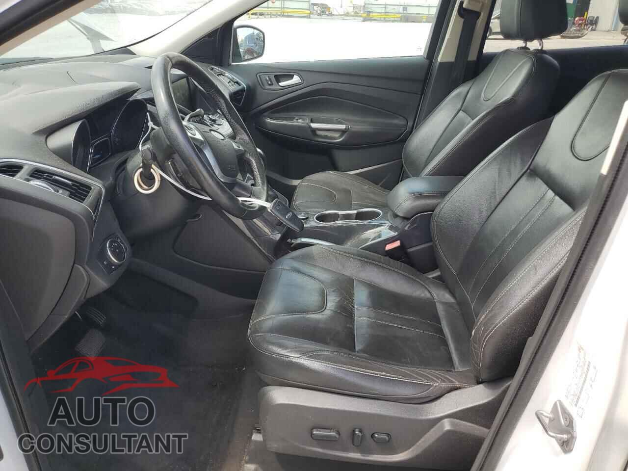 FORD ESCAPE 2013 - 1FMCU9J94DUA57783