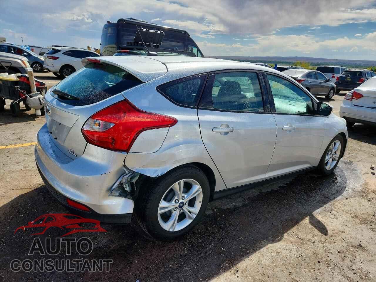 FORD FOCUS 2014 - 1FADP3K23EL271983