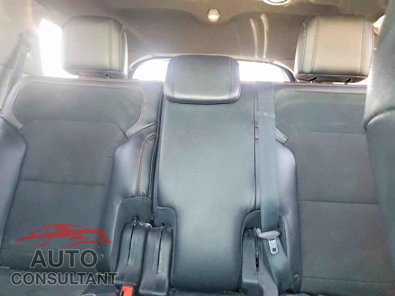 FORD EXPLORER 2018 - 1FM5K7D87JGA80572