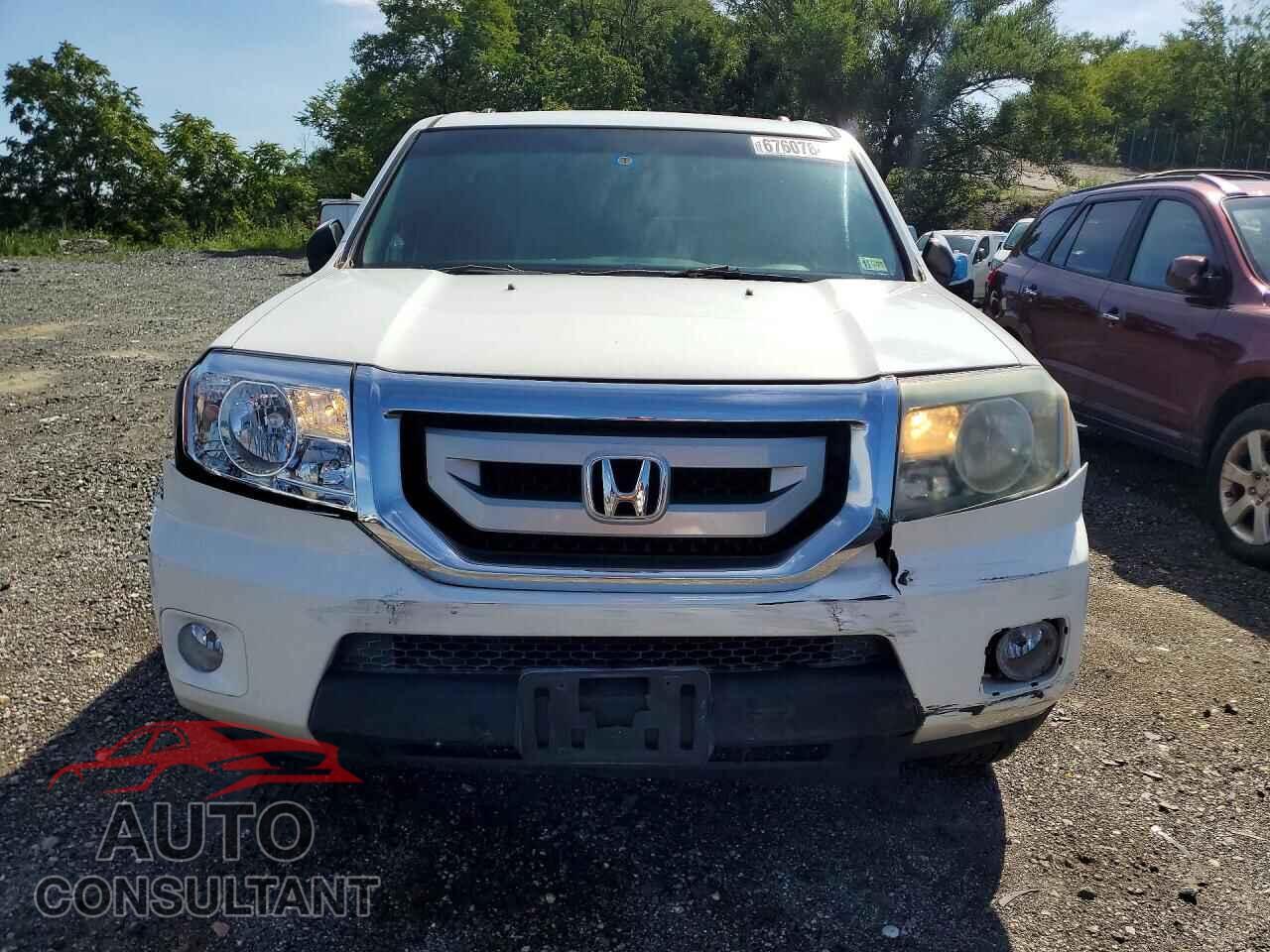 HONDA PILOT 2011 - 5FNYF3H68BB008363