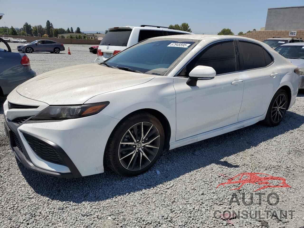 TOYOTA CAMRY 2022 - 4T1G11AK1NU666426