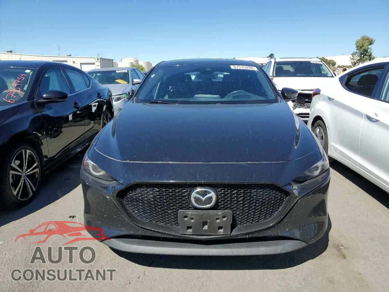MAZDA 3 2021 - JM1BPAMLXM1301227