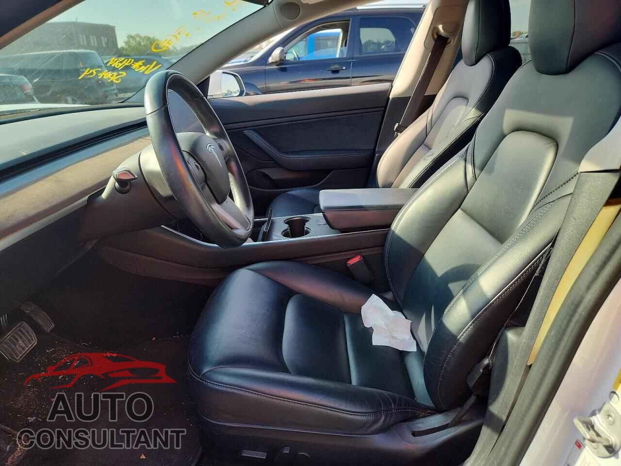 TESLA MODEL 3 2018 - 5YJ3E1EB5JF094684
