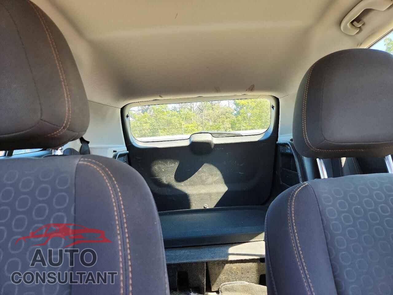 CHEVROLET TRAX 2019 - 3GNCJNSB3KL158559