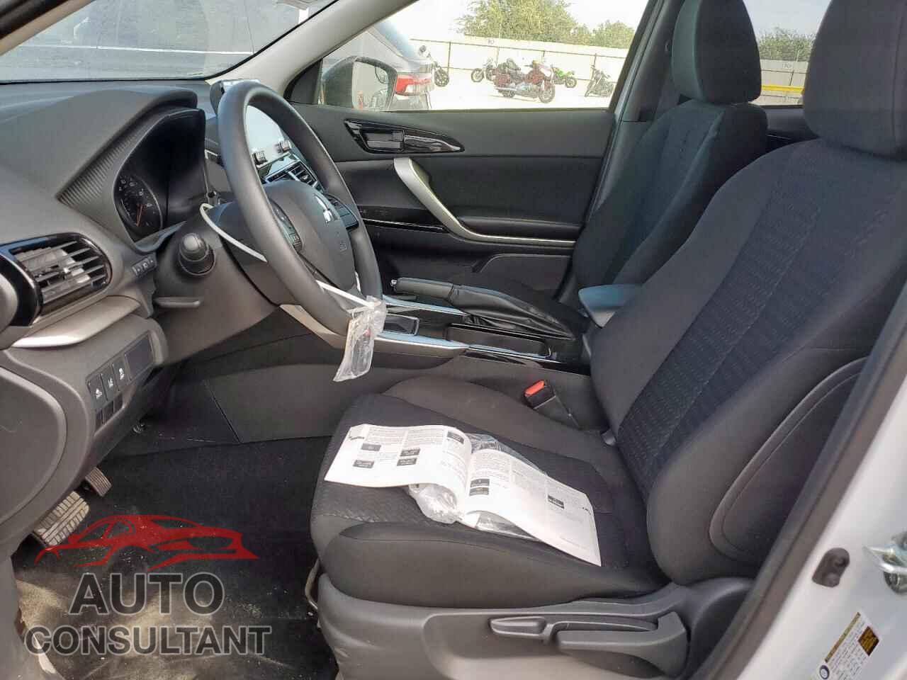 MITSUBISHI ECLIPSE 2025 - JA4ATVAA9SZ005464