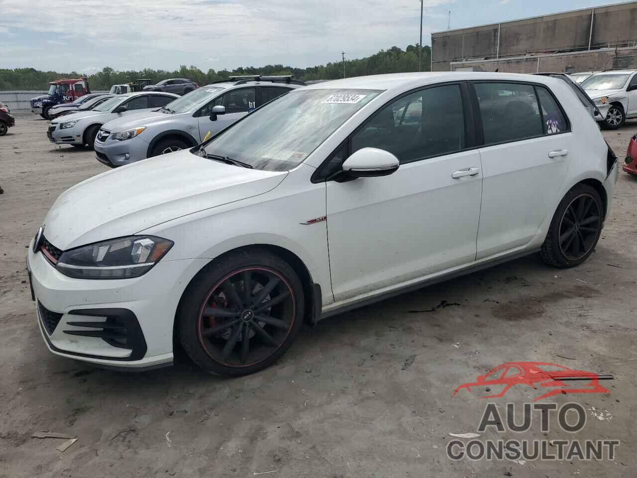 VOLKSWAGEN GTI 2018 - 3VW447AU2JM259908