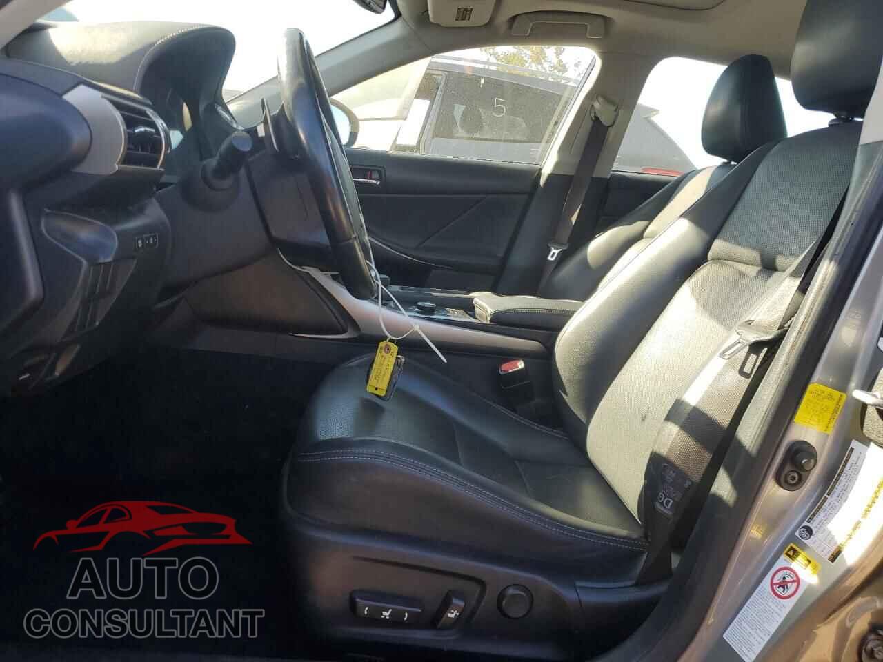 LEXUS IS 2014 - JTHBF1D24E5039949