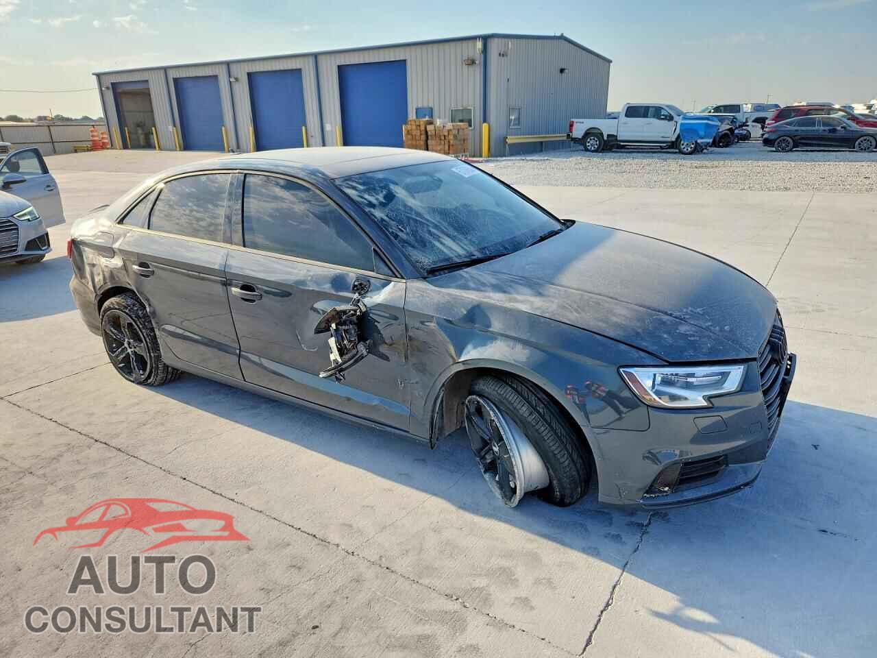 AUDI A3 2017 - WAUAUGFF3H1023627