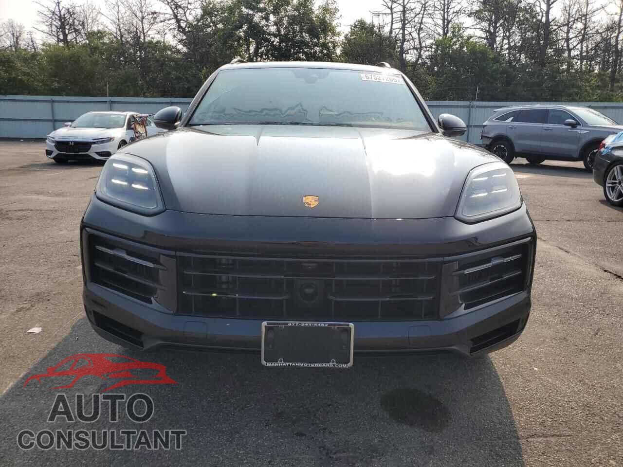 PORSCHE CAYENNE 2024 - WP1AA2AY0RDA00148