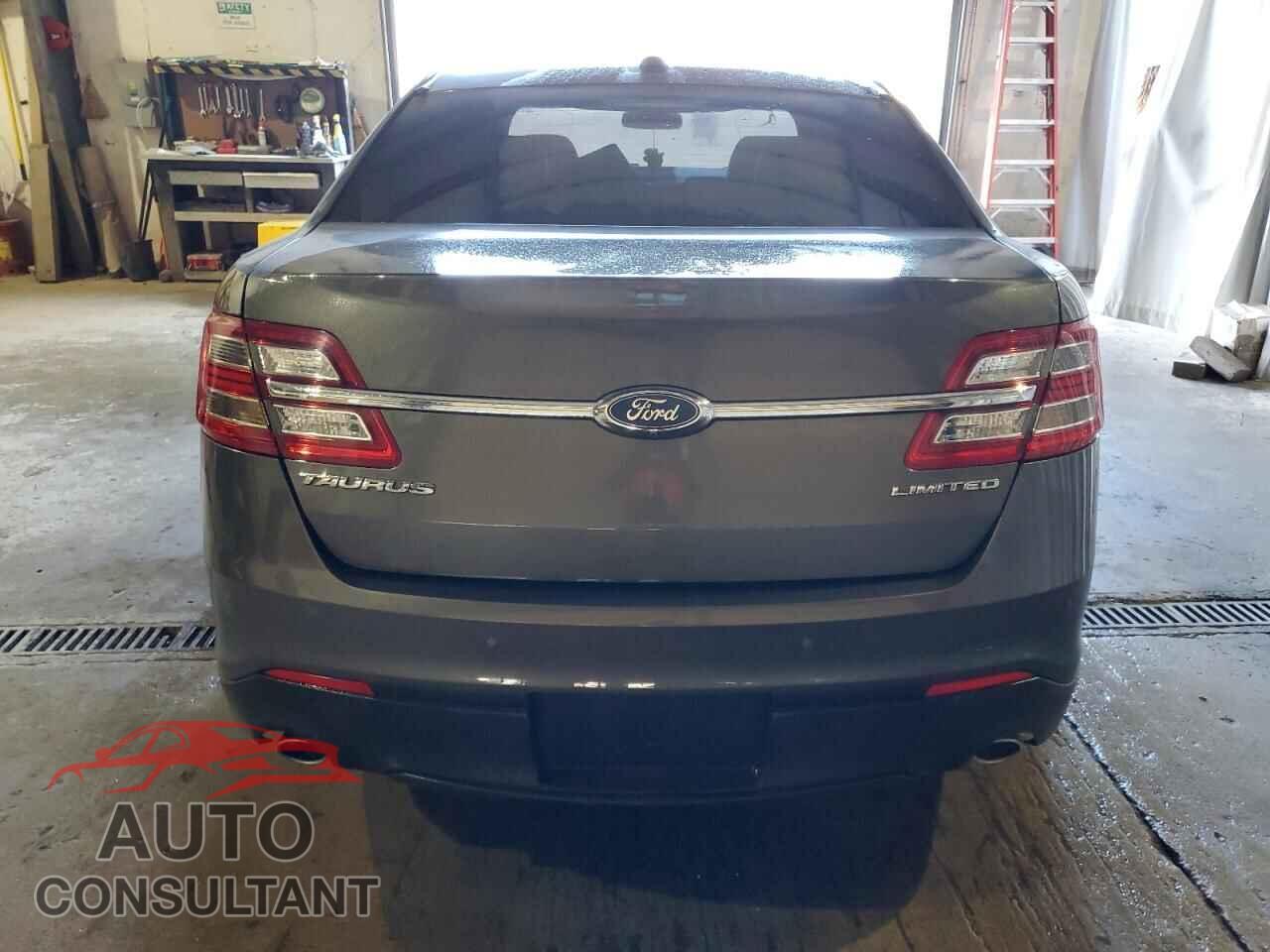 FORD TAURUS 2017 - 1FAHP2F85HG111868