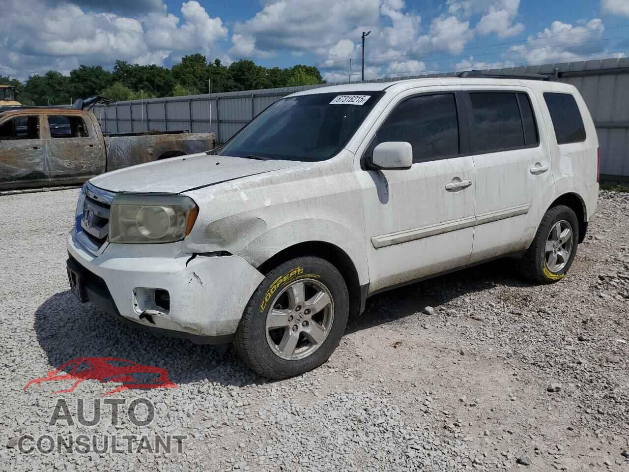 HONDA PILOT 2011 - 5FNYF4H5XBB077097