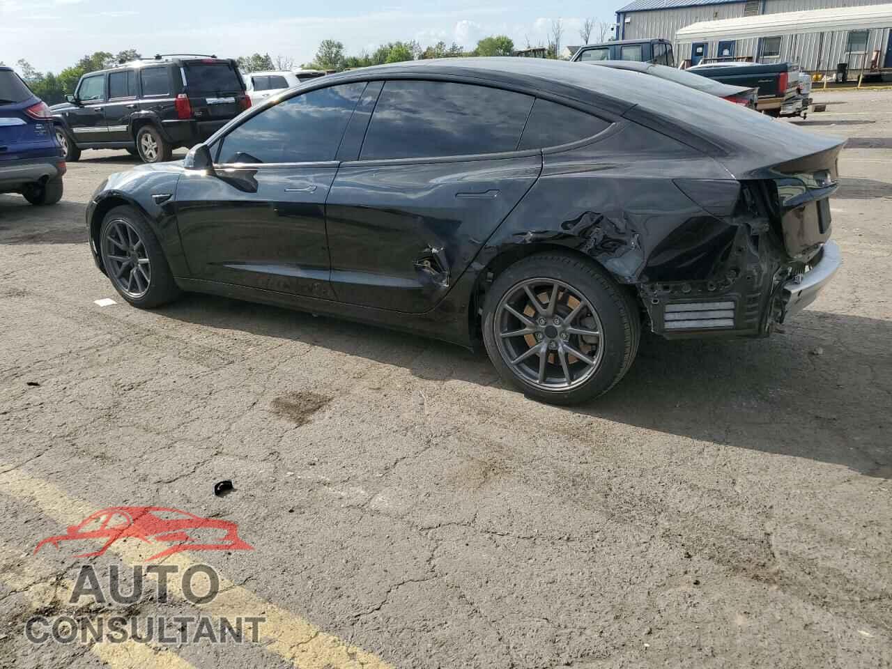 TESLA MODEL 3 2019 - 5YJ3E1EA5KF428866