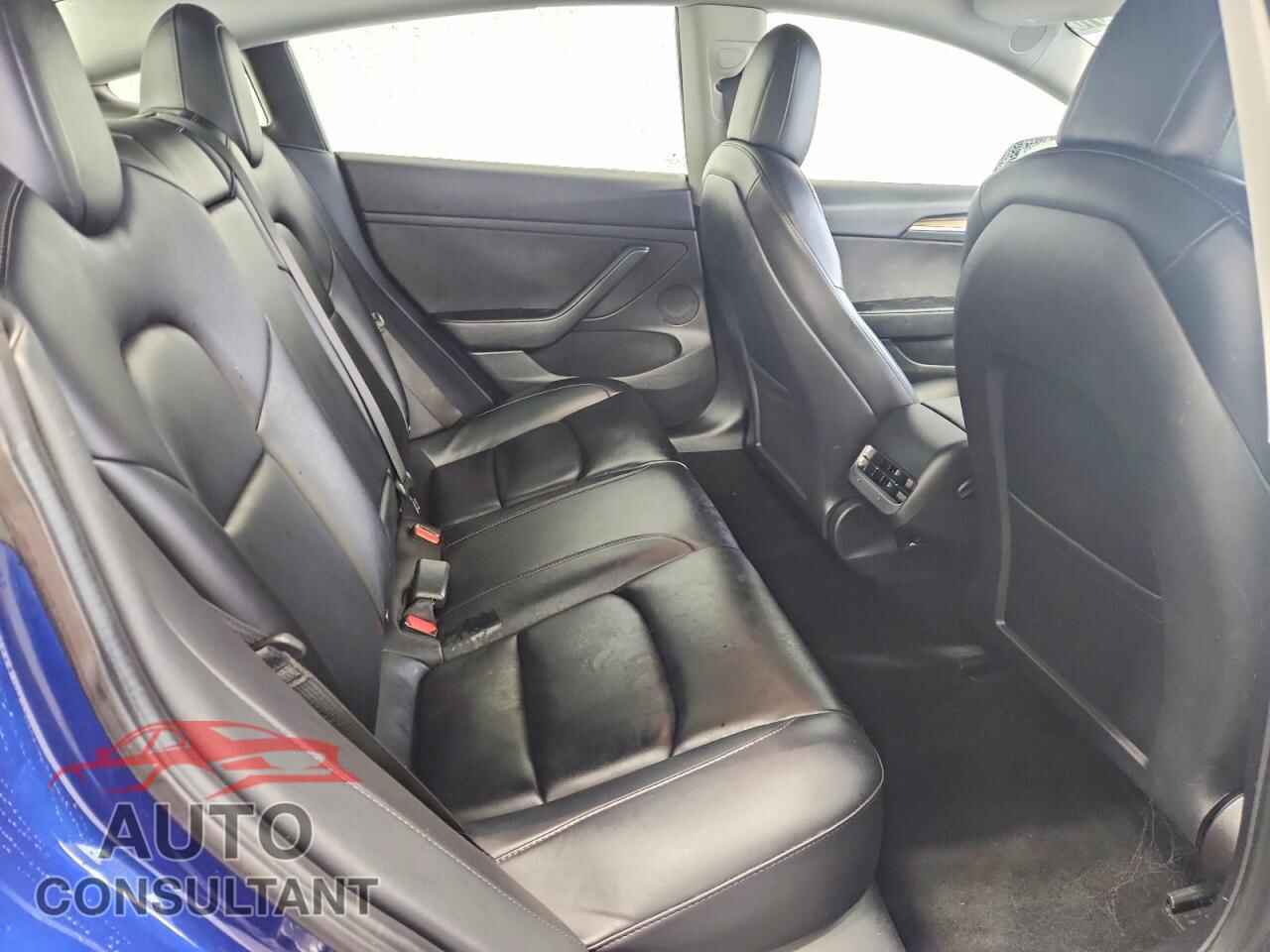 TESLA MODEL 3 2022 - 5YJ3E1EA8NF371339