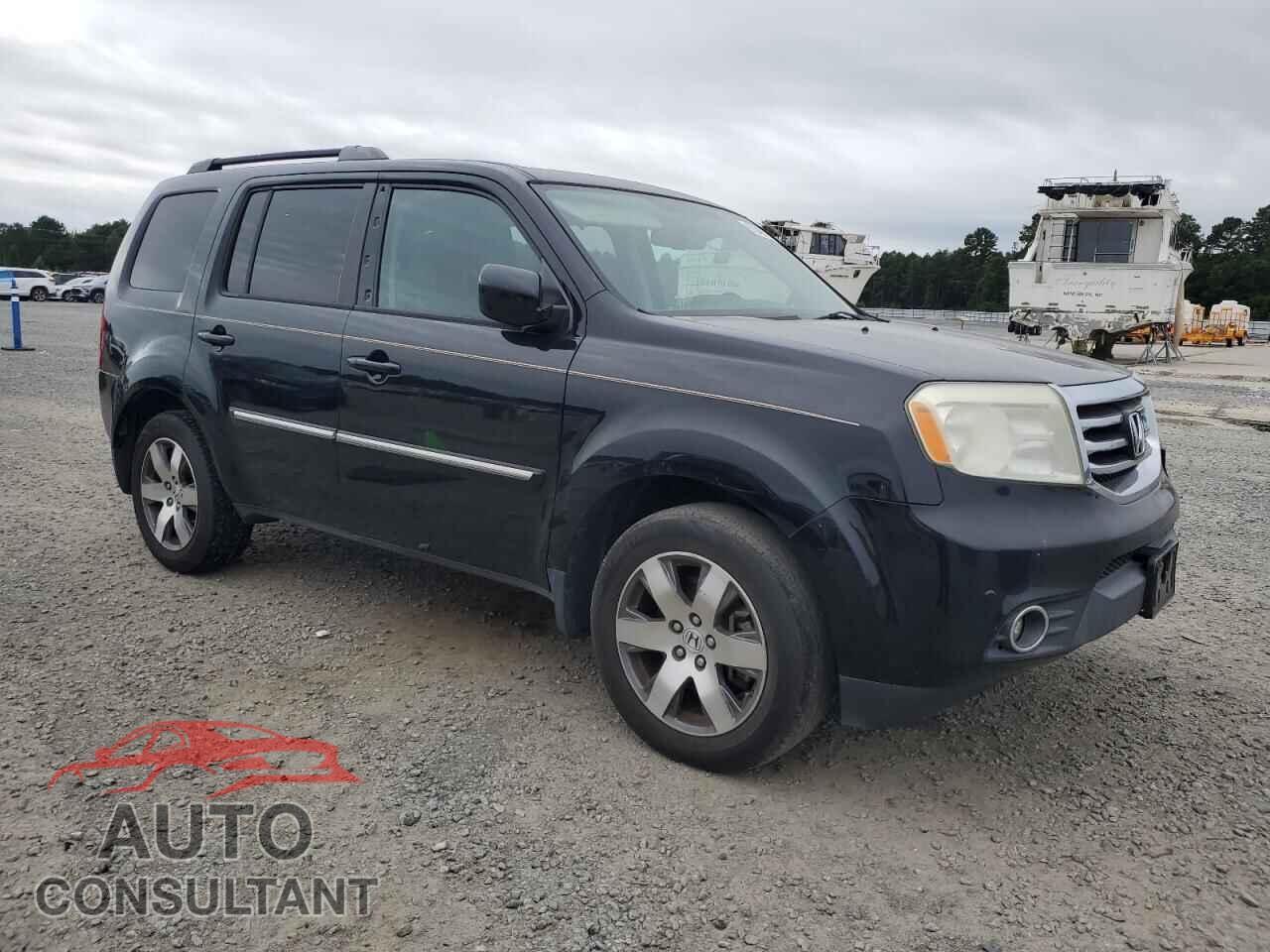 HONDA PILOT 2015 - 5FNYF3H92FB016393
