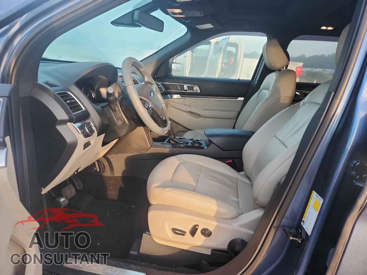 FORD EXPLORER 2018 - 1FM5K7F84JGB03710