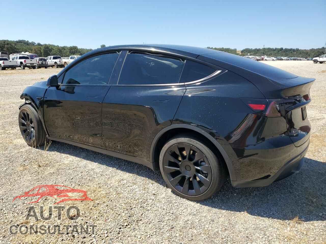 TESLA MODEL Y 2023 - 7SAYGAEE4PF897802