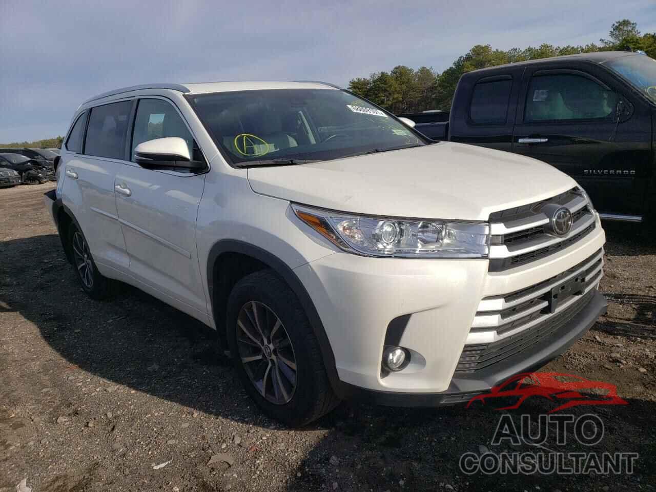 TOYOTA HIGHLANDER 2018 - 5TDJZRFH1JS540709