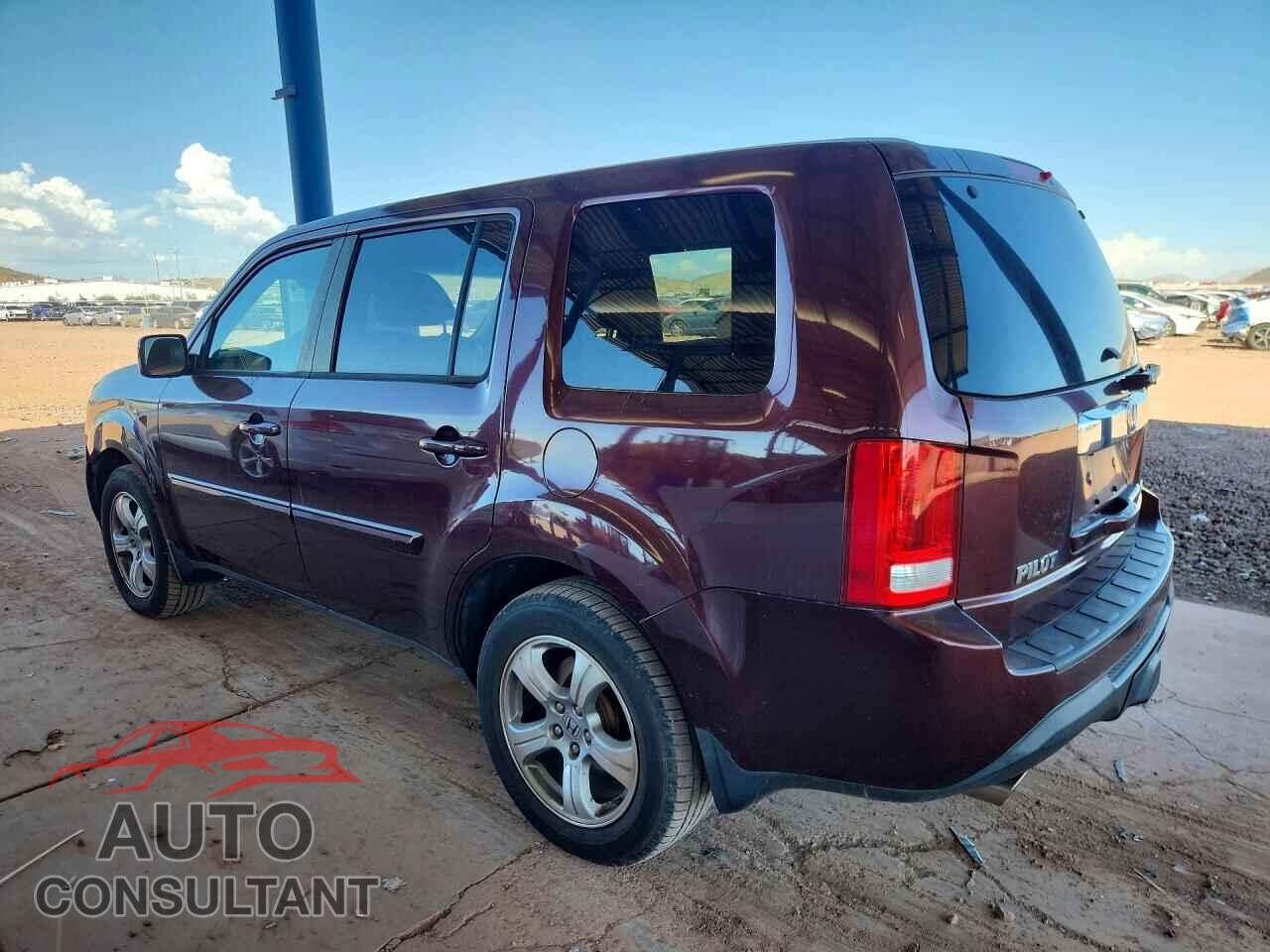 HONDA PILOT 2015 - 5FNYF4H56FB036648