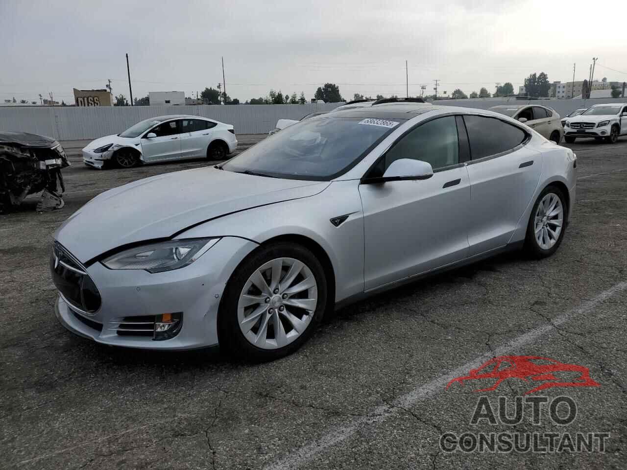 TESLA MODEL S 2015 - 5YJSA1H22FFP75511