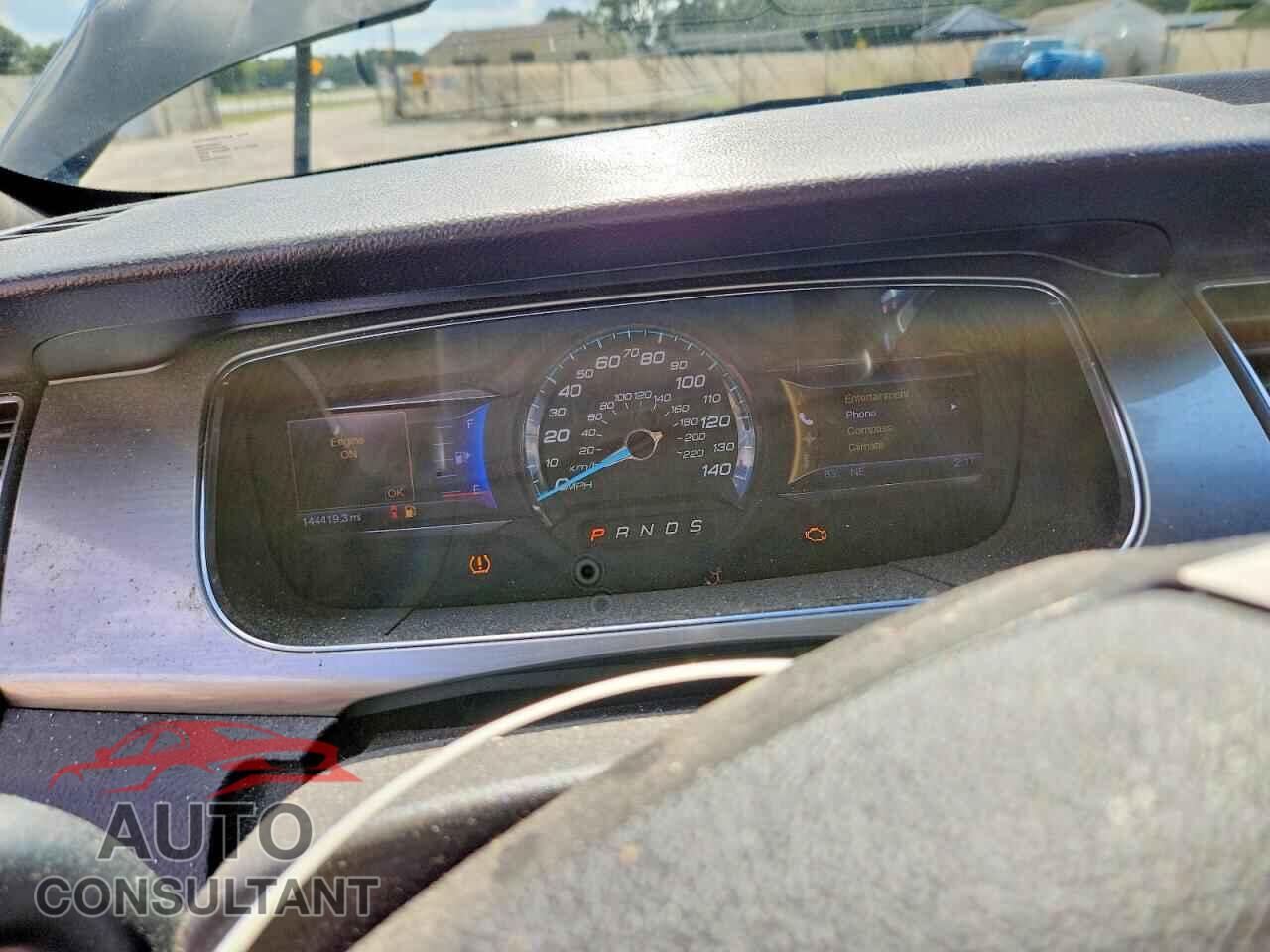FORD TAURUS 2013 - 1FAHP2E99DG174010