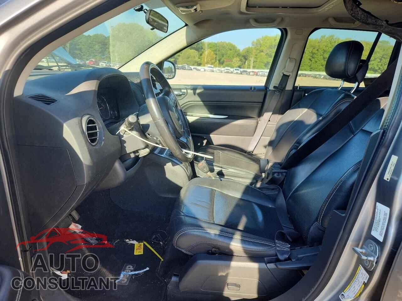JEEP COMPASS 2014 - 1C4NJCEA5ED790451